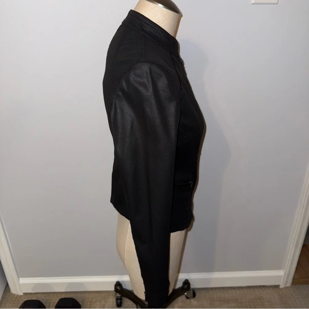 White House Black Market WHBM Black Coated Denim Moto Jacket Size 0